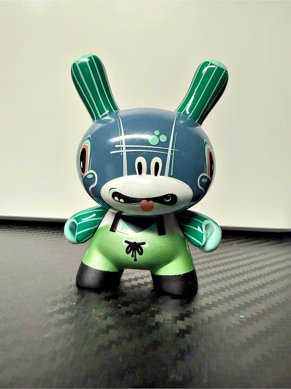 Kidrobot Dunny Sideshow Series Sergio Mancini The Selfish Figure